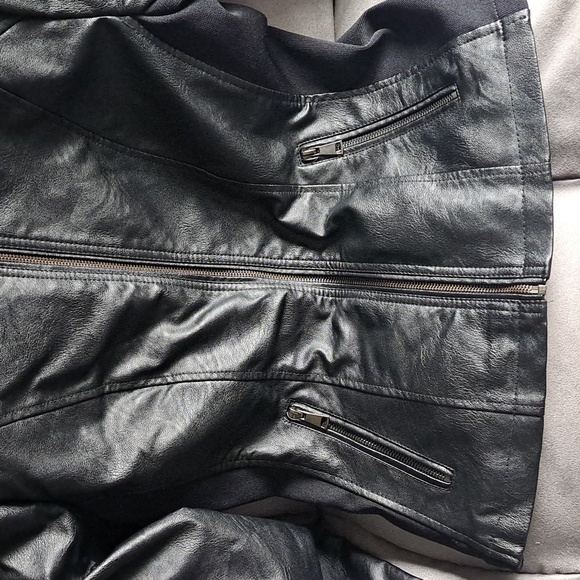 Suzy Shier Faux Leather Jacket. M - Picture 3 of 8